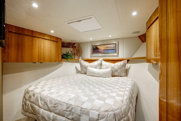 Viking-70 Convertible 2015-Pipe Dreamer Palm Beach-Florida-United States-Viking 70 Convertible  Stateroom-5894361
