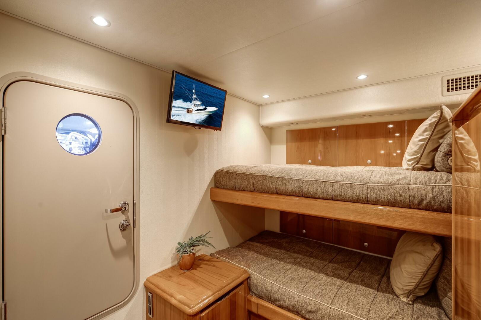 Viking-70 Convertible 2015-Pipe Dreamer Palm Beach-Florida-United States-Viking 70 Convertible  Stateroom, Over/Under Berths-5894391 | Thumbnail
