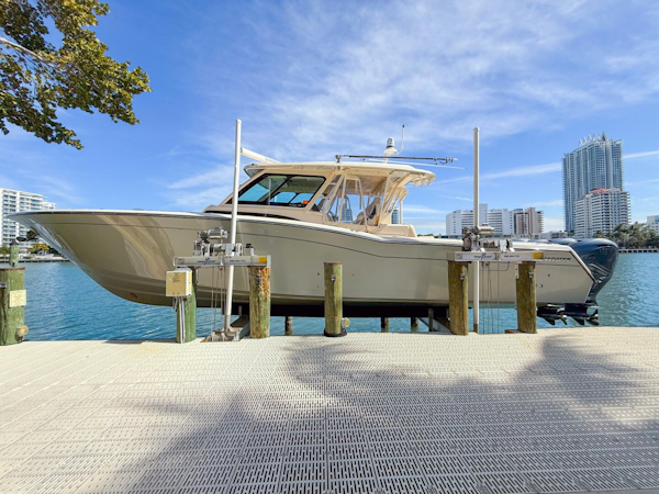 Grady-White-Canyon 456 2022 -Miami-Florida-United States-5898921