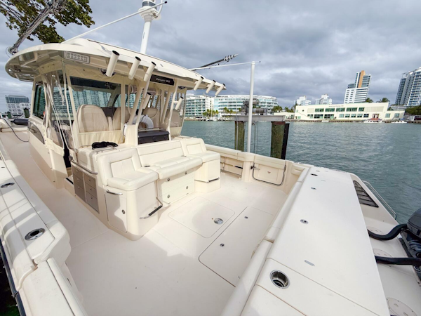 Grady-White-Canyon 456 2022 -Miami-Florida-United States-5898911