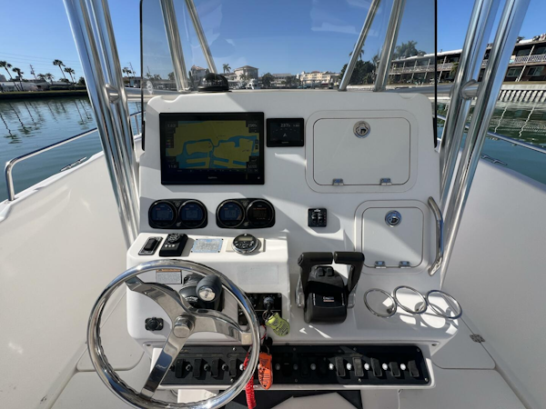 Century-3200 Center Console 2005 -Treasure Island-Florida-United States-5898657