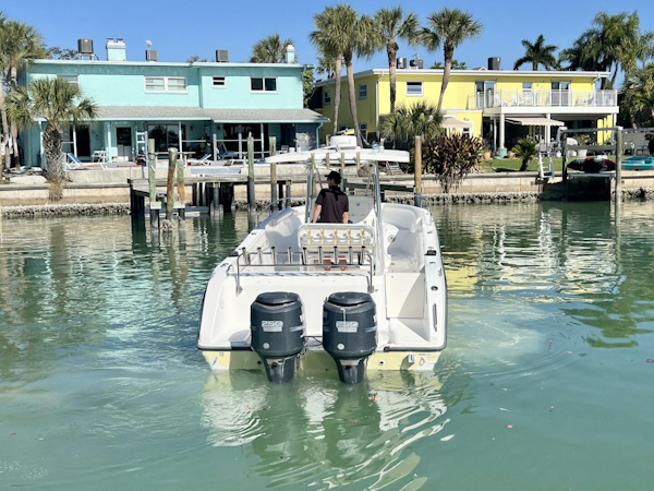 Century-3200 Center Console 2005 -Treasure Island-Florida-United States-5898638