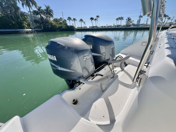 Century-3200 Center Console 2005 -Treasure Island-Florida-United States-5898649