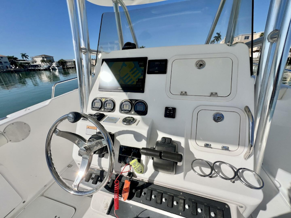 Century-3200 Center Console 2005 -Treasure Island-Florida-United States-5898650