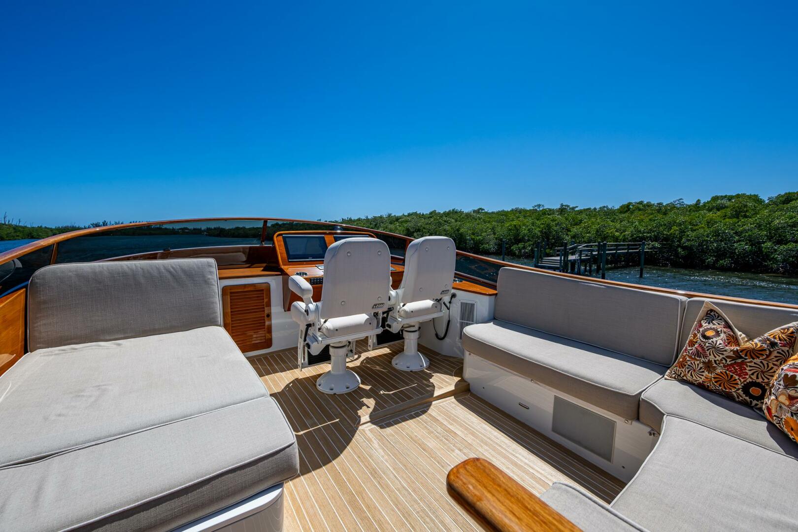Hinckley-Talaria 55 Flybridge MKII 2021-VERA NORTH Stuart -Florida-United States-5903739 | Thumbnail