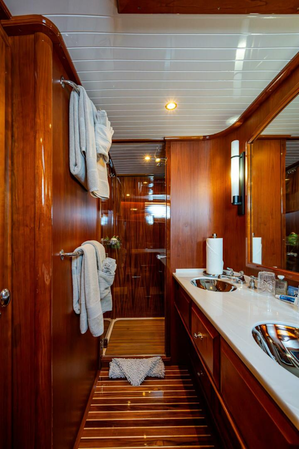 Hinckley-Talaria 55 Flybridge MKII 2021-VERA NORTH Stuart -Florida-United States-5903751