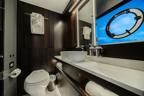 Sunseeker 2025-HIDEOUT Fort Lauderdale-Florida-United States-5903893