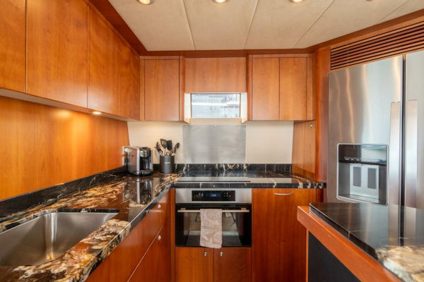 Sunseeker-Manhattan 70 2008 -Fort Lauderdale-Florida-United States-5916791