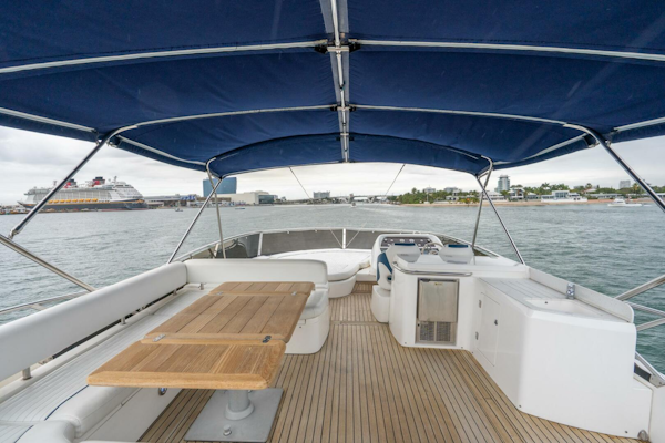 Sunseeker-Manhattan 70 2008 -Fort Lauderdale-Florida-United States-5916771