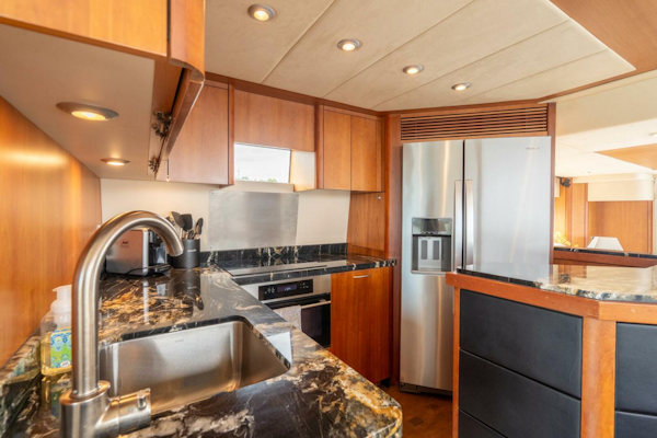 Sunseeker-Manhattan 70 2008 -Fort Lauderdale-Florida-United States-5916790
