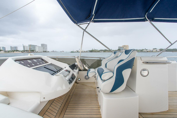 Sunseeker-Manhattan 70 2008 -Fort Lauderdale-Florida-United States-5916773
