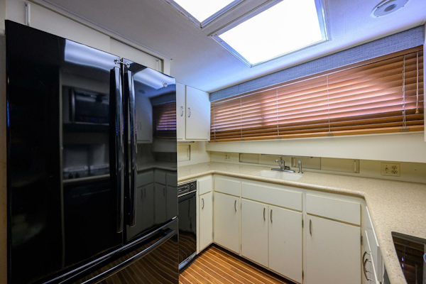 Hatteras-63 Motor Yacht 1987-Phantom Jupiter-Florida-United States-Hatteras 63  Phantom  Galley-5908797