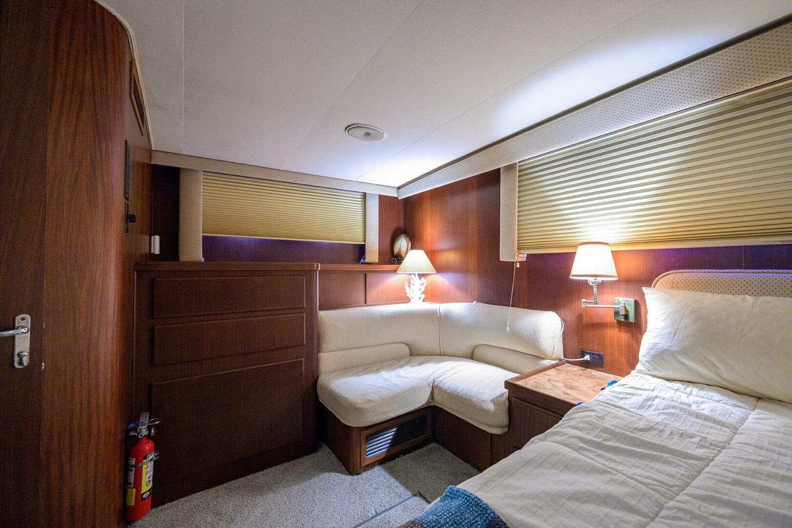 Hatteras-63 Motor Yacht 1987-Phantom Jupiter-Florida-United States-Hatteras 63  Phantom  Master Stateroom-5908814 | Thumbnail