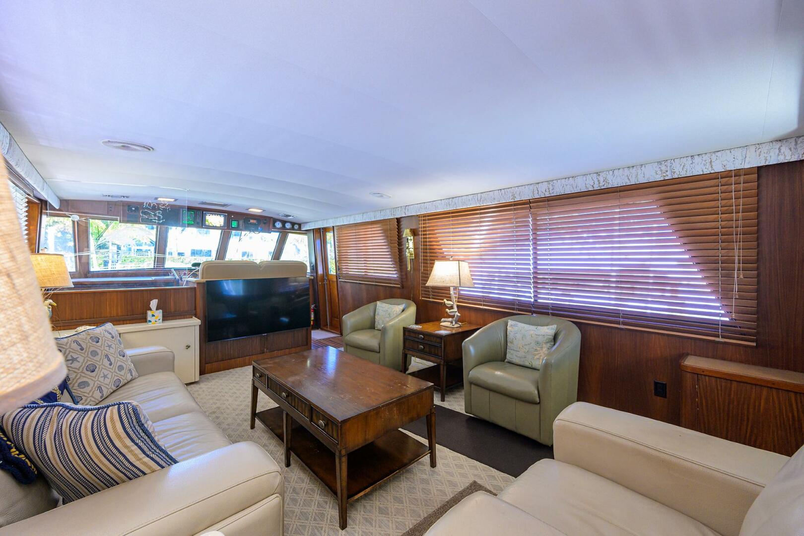 Hatteras-63 Motor Yacht 1987-Phantom Jupiter-Florida-United States-Hatteras 63  Phantom  Salon -5908789 | Thumbnail