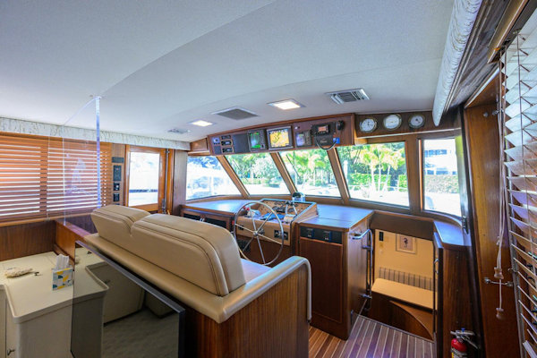 Hatteras-63 Motor Yacht 1987-Phantom Jupiter-Florida-United States-Hatteras 63  Phantom  Lower Helm-5908801