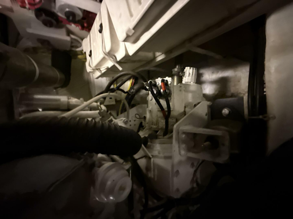 Carver-460 voyager 2004 -LA SALLE-Michigan-United States-5918365