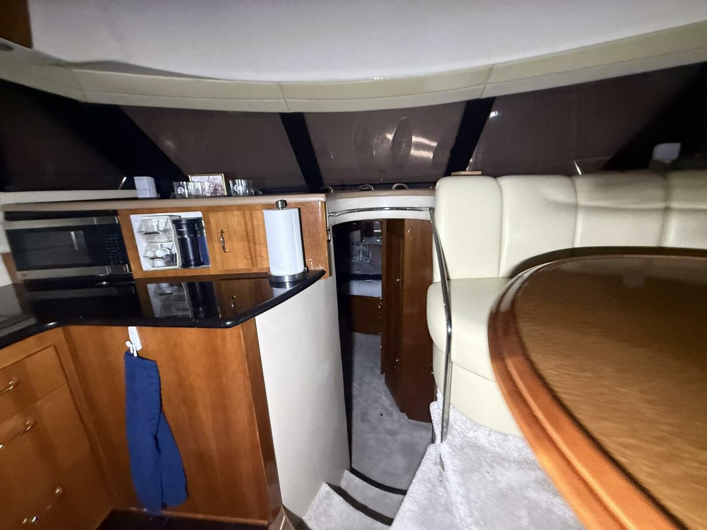 Carver-460 voyager 2004 -LA SALLE-Michigan-United States-5916840 | Thumbnail