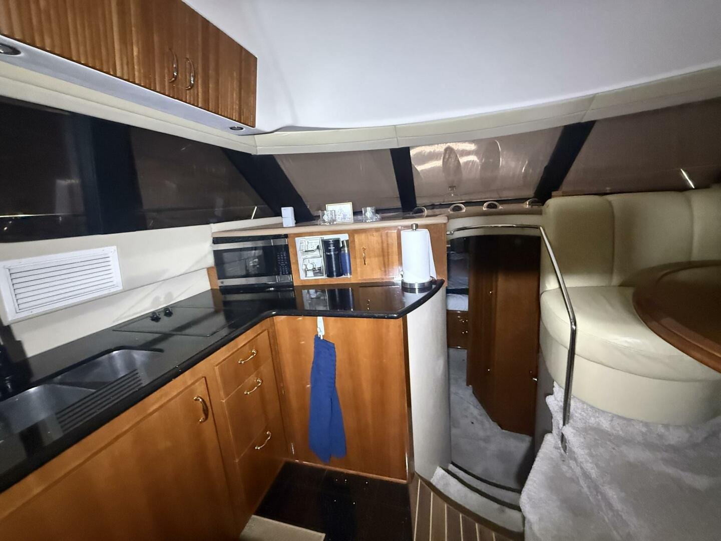 Carver-460 voyager 2004 -LA SALLE-Michigan-United States-5916875 | Thumbnail