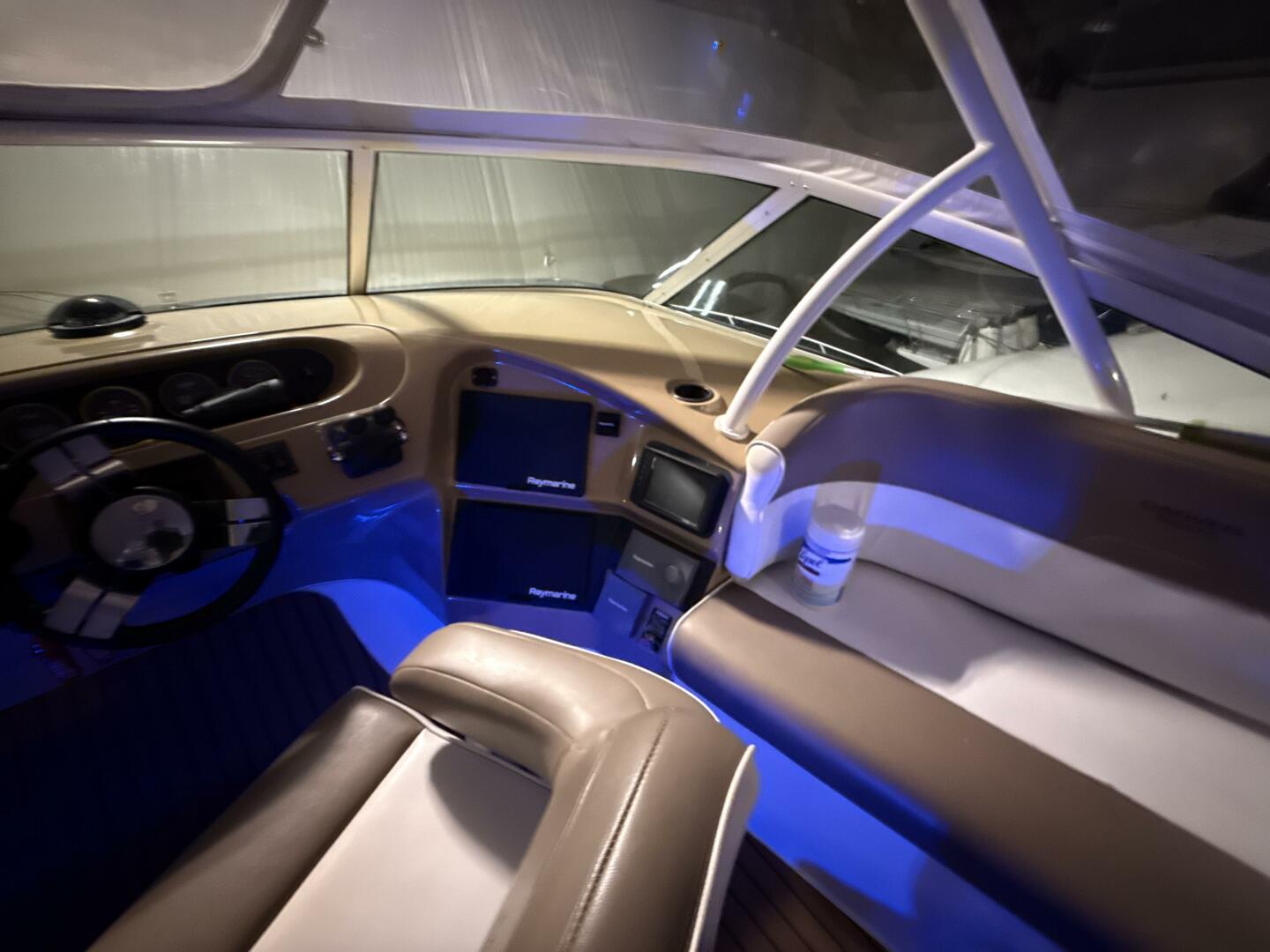 Carver-460 voyager 2004 -LA SALLE-Michigan-United States-5918402 | Thumbnail