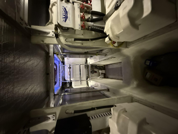 Carver-460 voyager 2004 -LA SALLE-Michigan-United States-5918373