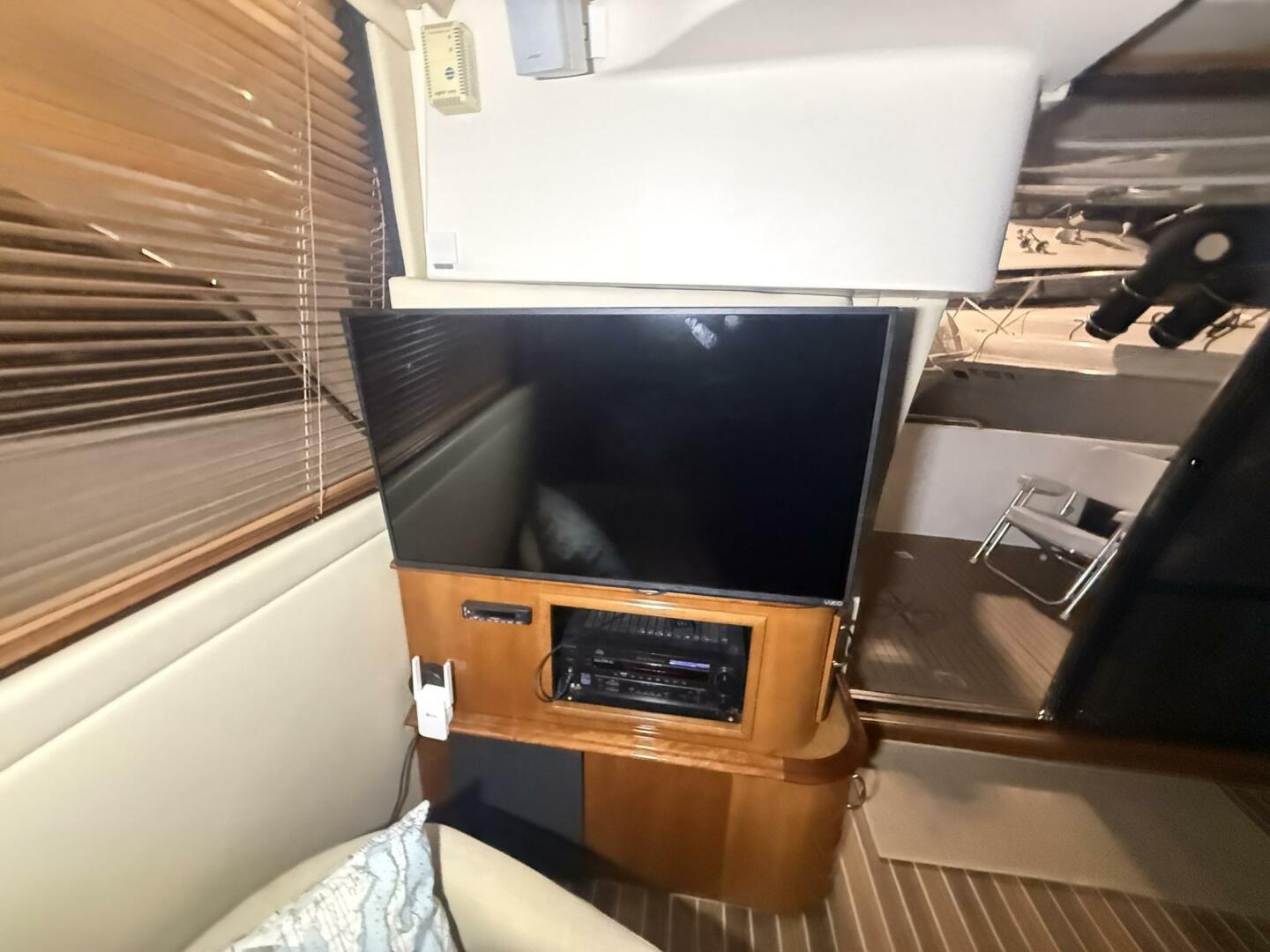 Carver-460 voyager 2004 -LA SALLE-Michigan-United States-5916882 | Thumbnail