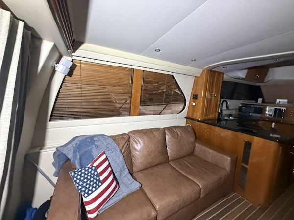 Carver-460 voyager 2004 -LA SALLE-Michigan-United States-UPGRADED COUCH-5916832