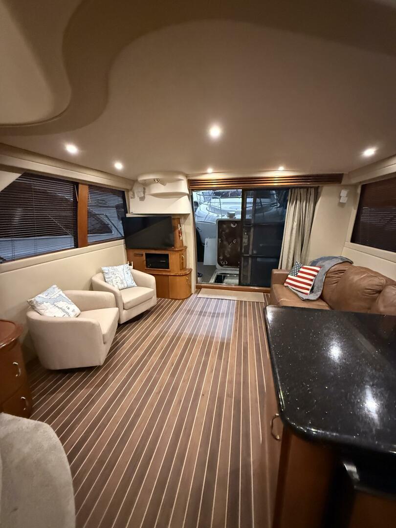 Carver-460 voyager 2004 -LA SALLE-Michigan-United States-5918290 | Thumbnail