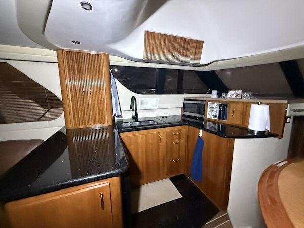 Carver-460 voyager 2004 -LA SALLE-Michigan-United States-5916864