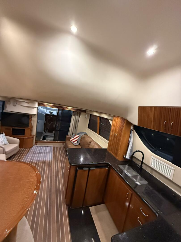 Carver-460 voyager 2004 -LA SALLE-Michigan-United States-5918291