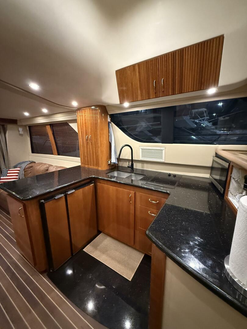 Carver-460 voyager 2004 -LA SALLE-Michigan-United States-5918292 | Thumbnail