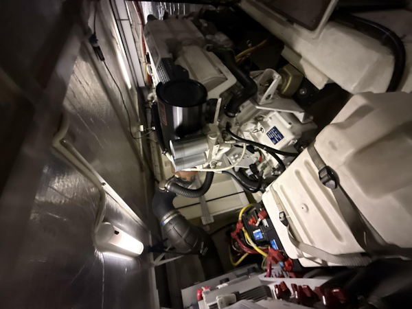 Carver-460 voyager 2004 -LA SALLE-Michigan-United States-5918390