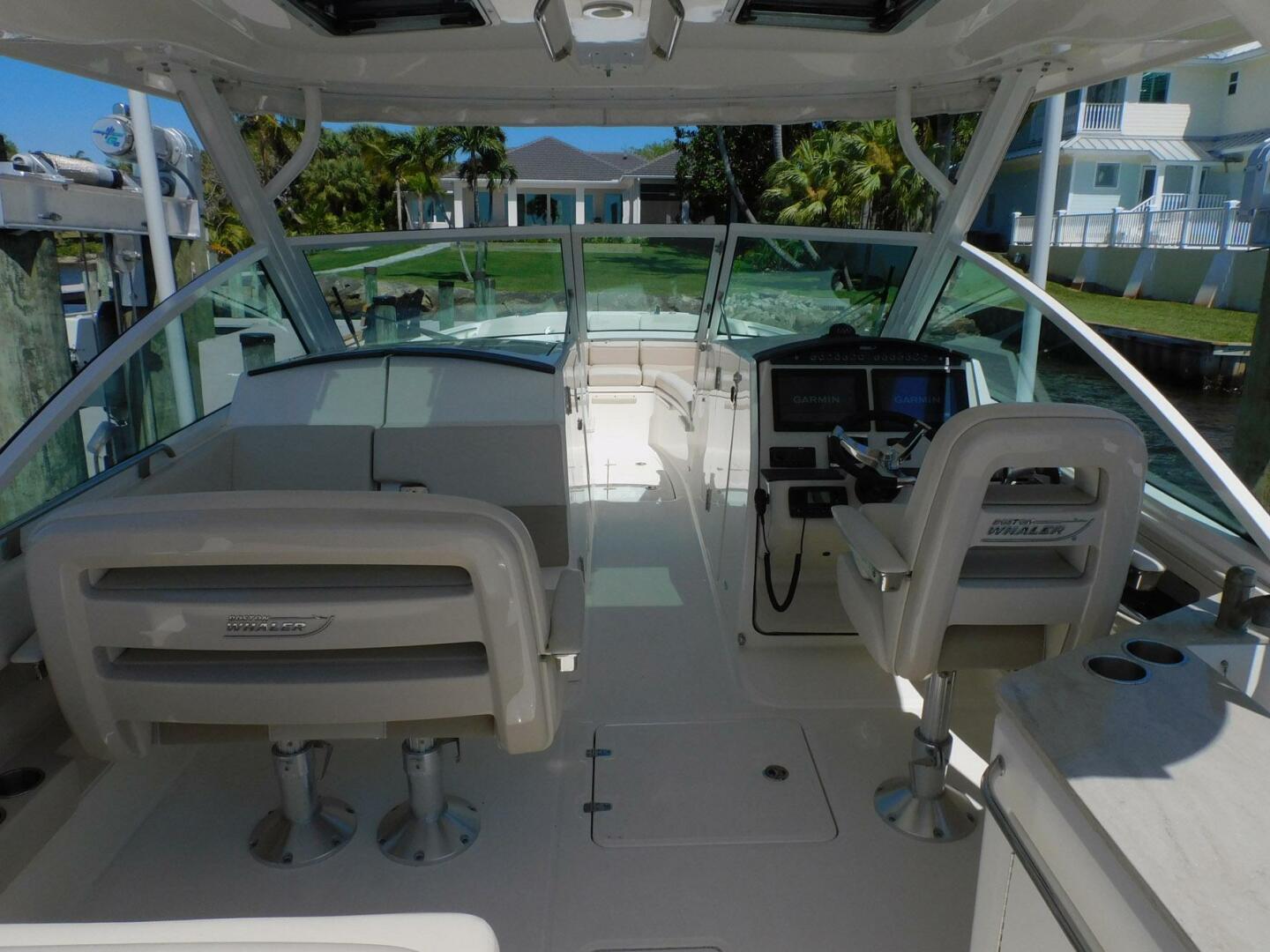 Boston Whaler-320 Vantage 2016 -Marco Island-Florida-United States-5916692 | Thumbnail