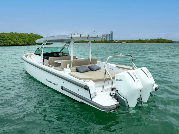 Axopar-37 Sun Top 2024 -Miami-Florida-United States-5917824