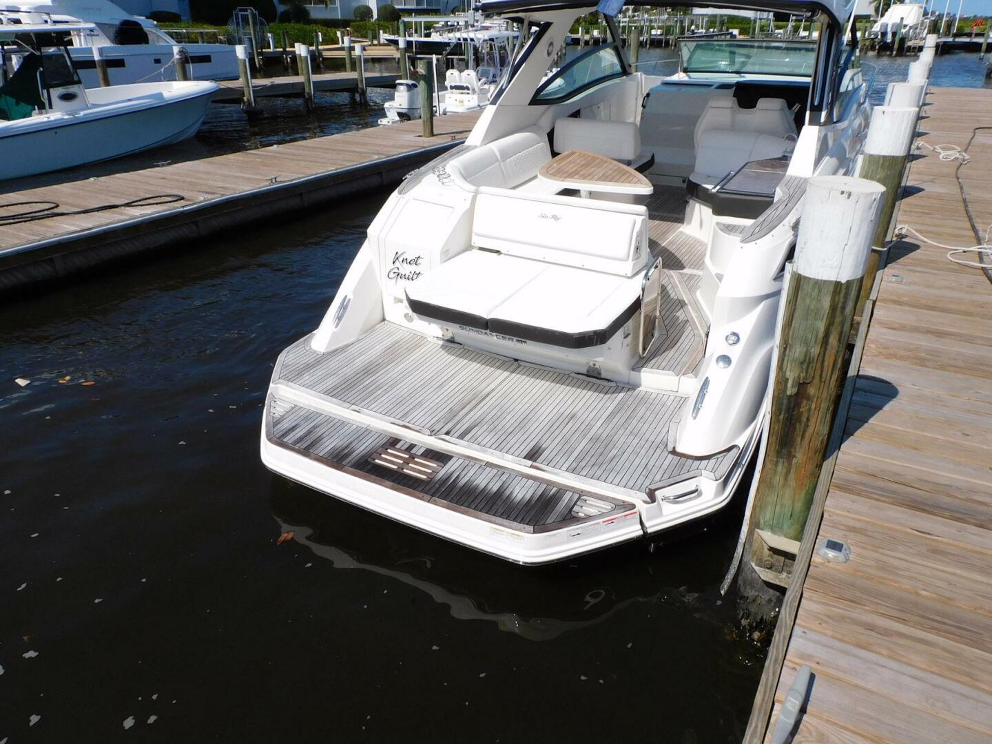 Sea Ray-Sundancer 320 2018-Knot Guilty Palm City-Florida-United States-5918457 | Thumbnail