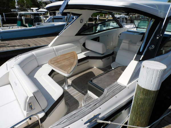 Sea Ray-Sundancer 320 2018-Knot Guilty Palm City-Florida-United States-5918454