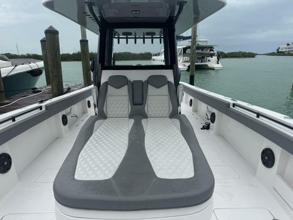 Invincible-35 Catamaran 2025 -Islamorada-Florida-United States-5920713