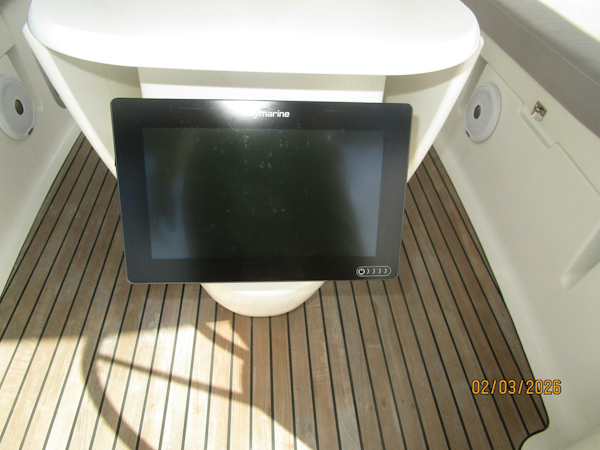 Jeanneau-Sun Odyssey 54DS 2008-Dan Marco IV Oranjestad-Aruba-54 Jeanneau cockpit multi-function display-5922426