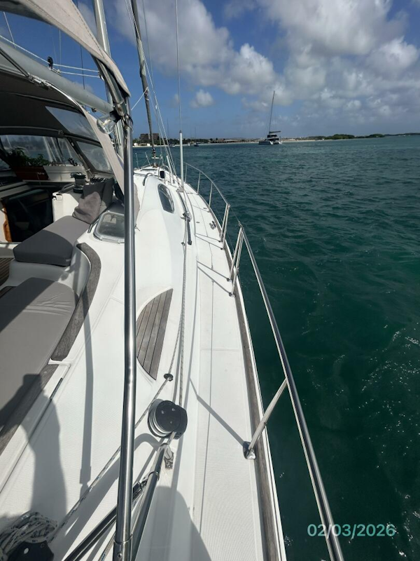 Jeanneau-Sun Odyssey 54DS 2008-Dan Marco IV Oranjestad-Aruba-54 Jeanneau starboard side deck-5922966
