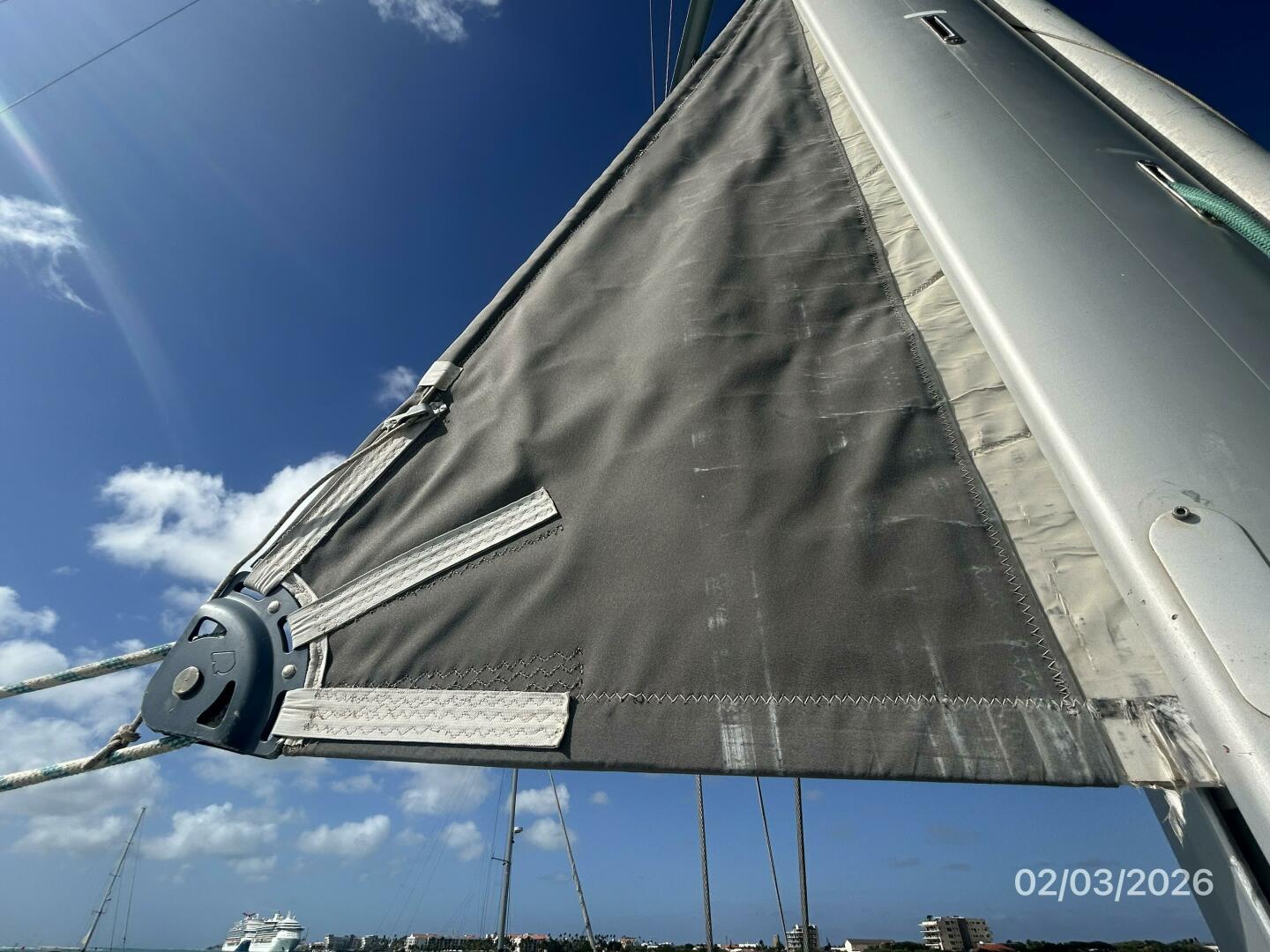Jeanneau-Sun Odyssey 54DS 2008-Dan Marco IV Oranjestad-Aruba-54 Jeanneau Mainsail clew2-5922535 | Thumbnail