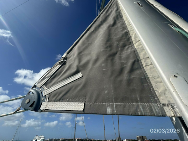 Jeanneau-Sun Odyssey 54DS 2008-Dan Marco IV Oranjestad-Aruba-54 Jeanneau Mainsail clew2-5922535