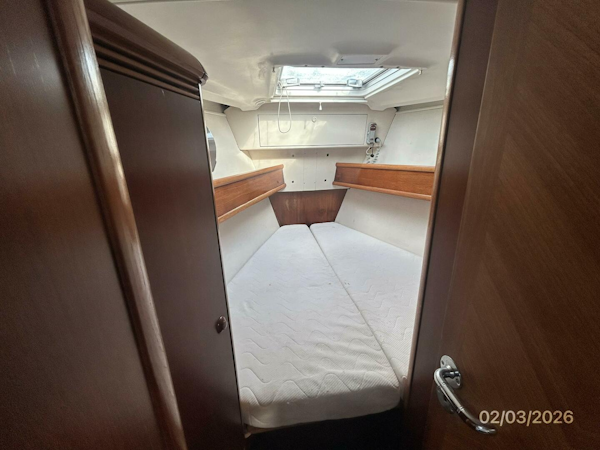 Jeanneau-Sun Odyssey 54DS 2008-Dan Marco IV Oranjestad-Aruba-54 Jeanneau forward stateroom-5922504