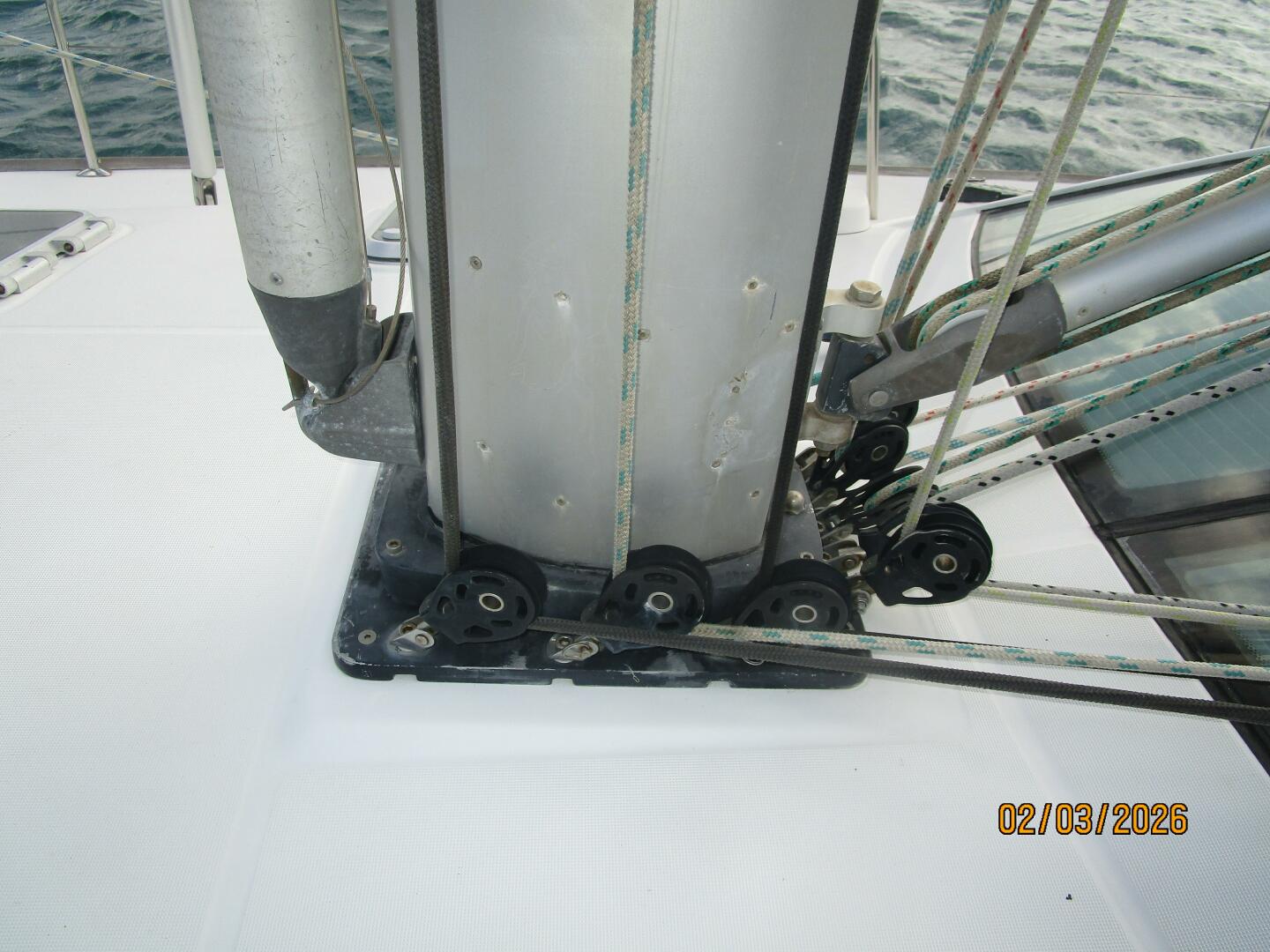 Jeanneau-Sun Odyssey 54DS 2008-Dan Marco IV Oranjestad-Aruba-54 Jeanneau mast base2-5922606 | Thumbnail