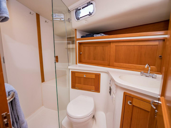 MJM-53z 2021-CI SEA Vero Beach-Florida-United States-Owner Head And Shower-5924363