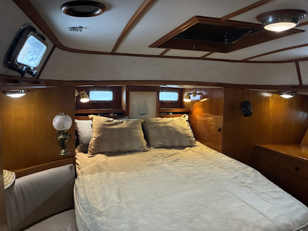 Hylas-46 1996-Hawke New Orleans-Louisiana-United States-1996 Hylas 46  Master Cabin-6025528