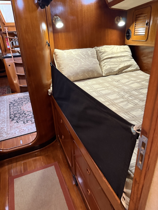 Hylas-46 1996-Hawke New Orleans-Louisiana-United States-1996 Hylas 46  Guest Cabin-6025592