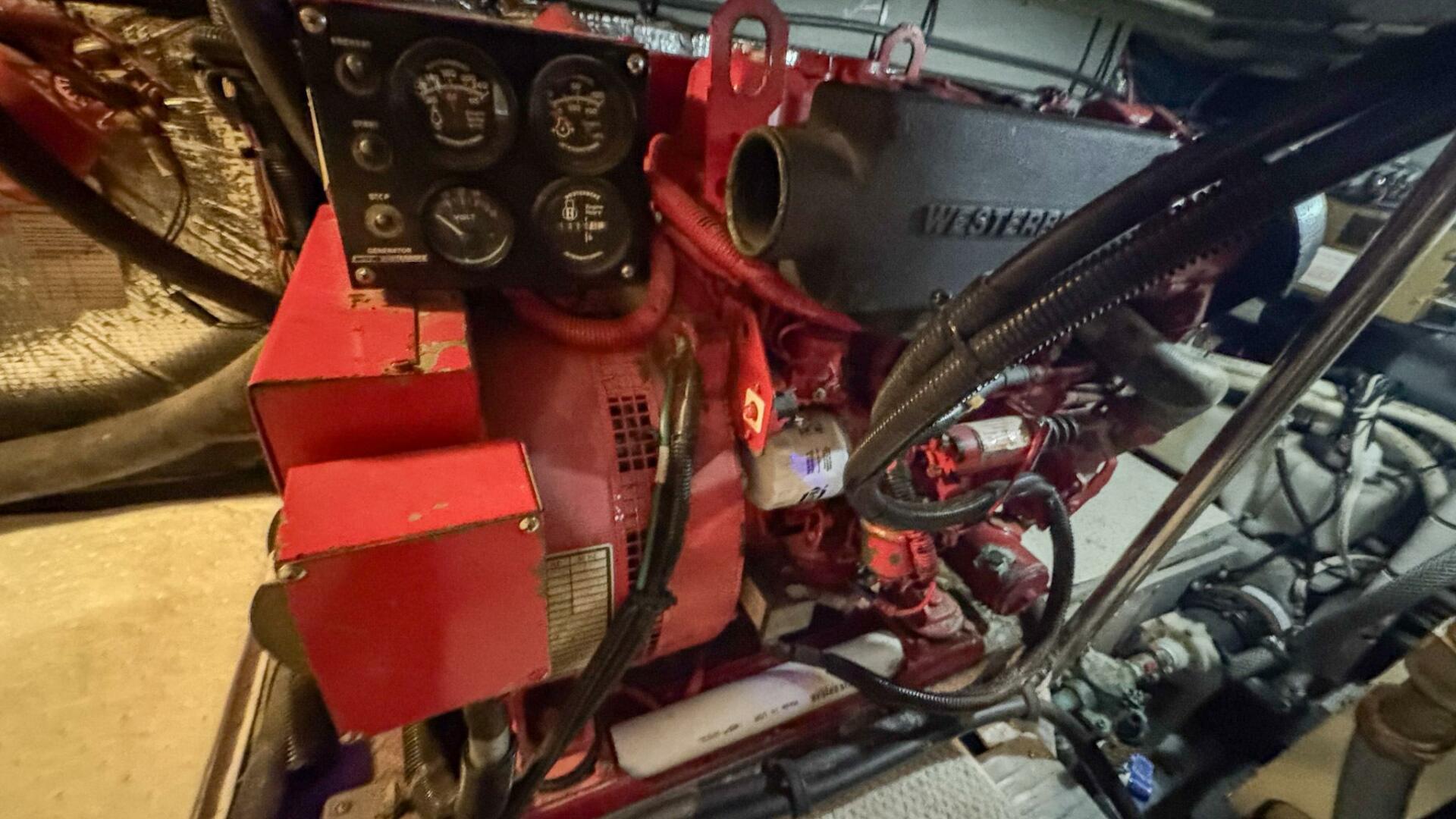 Sea Ray-420 Aft Cabin 2000-Tiny Dancer Englewood-Florida-United States-Engine Room-5936126 | Thumbnail
