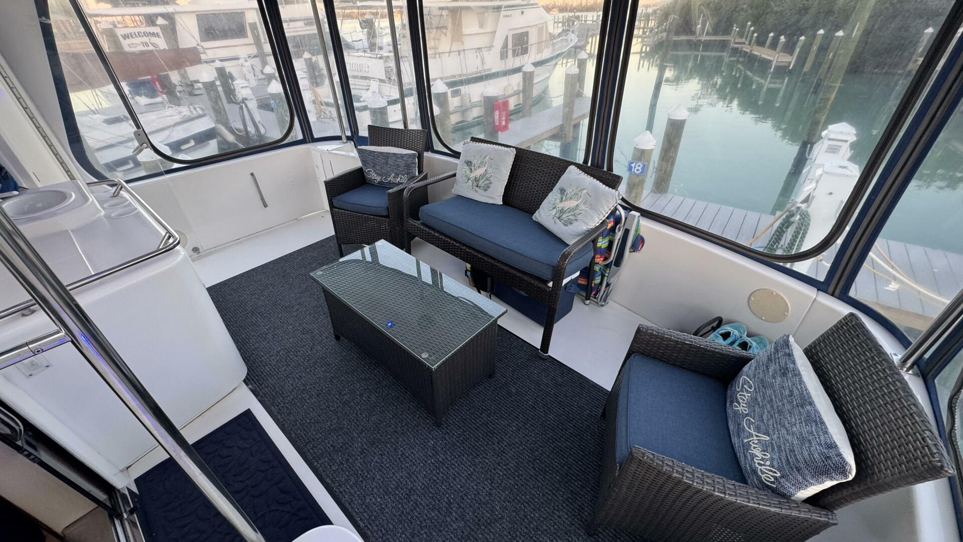 Sea Ray-420 Aft Cabin 2000-Tiny Dancer Englewood-Florida-United States-Aft Sun Deck Looking Starboard-5936034 | Thumbnail