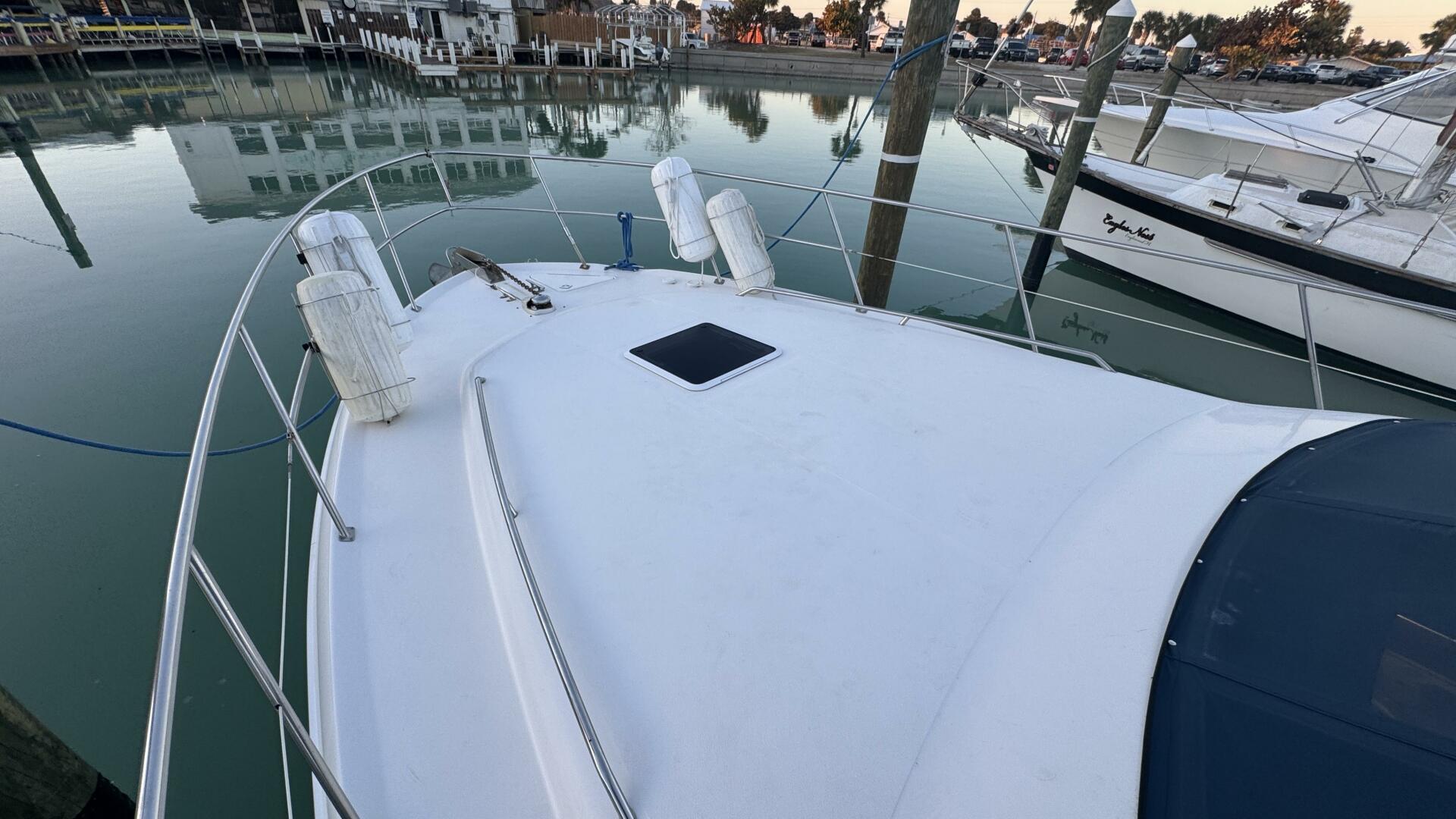 Sea Ray-420 Aft Cabin 2000-Tiny Dancer Englewood-Florida-United States-Bow Looking Forward-5936129 | Thumbnail