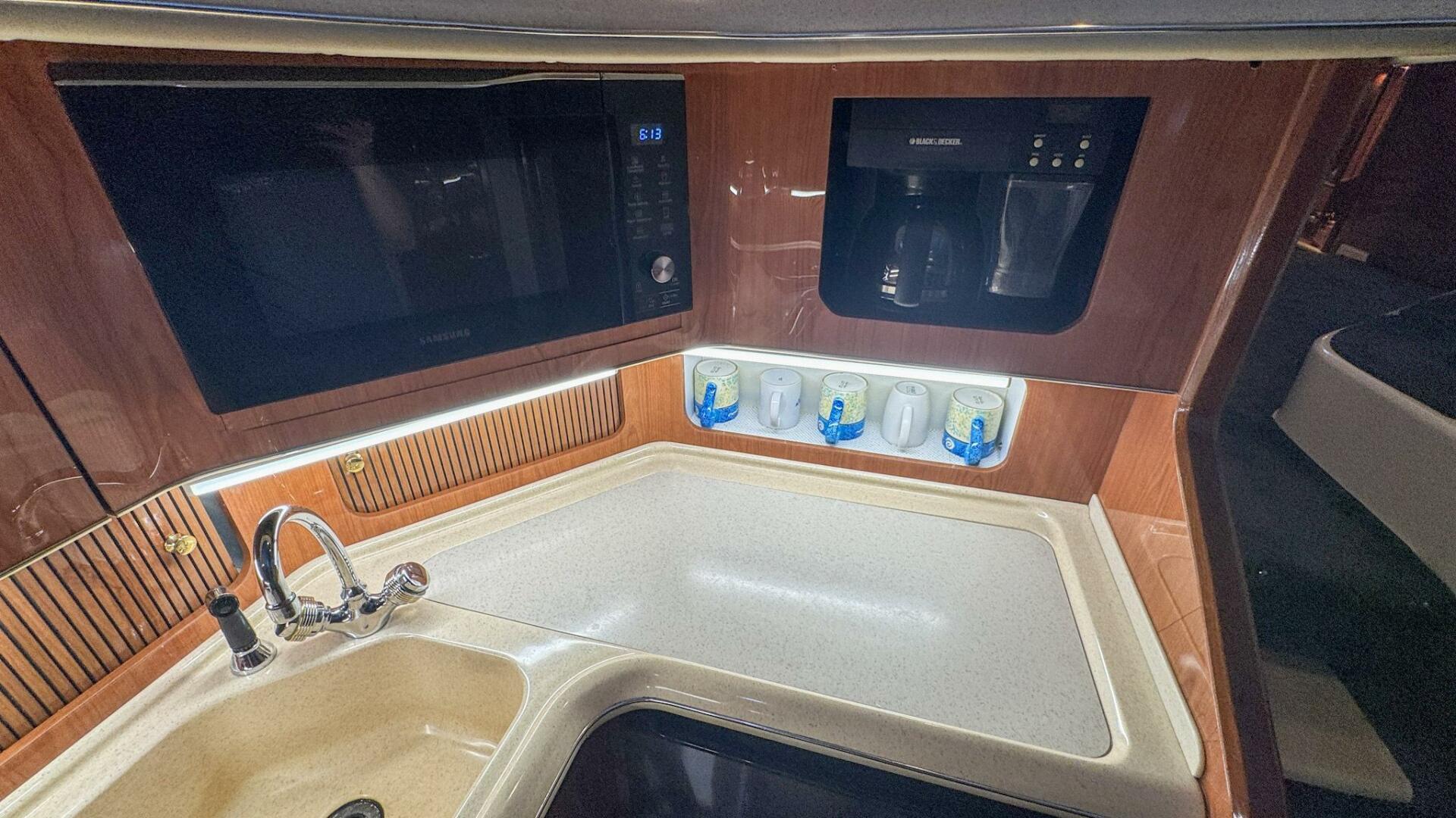Sea Ray-420 Aft Cabin 2000-Tiny Dancer Englewood-Florida-United States-Galley Appliances-5936093 | Thumbnail