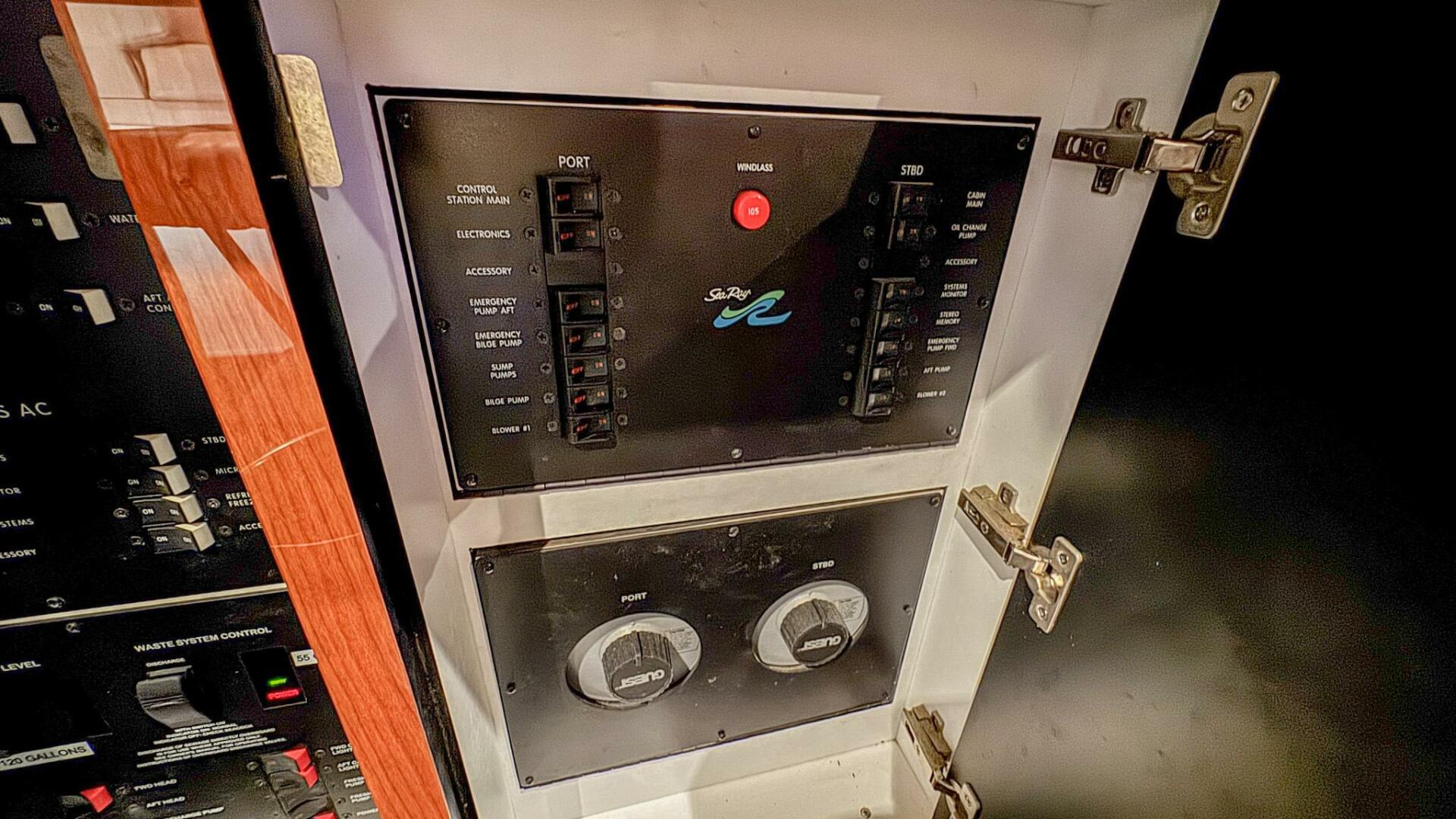 Sea Ray-420 Aft Cabin 2000-Tiny Dancer Englewood-Florida-United States-Control Panel-5936100 | Thumbnail